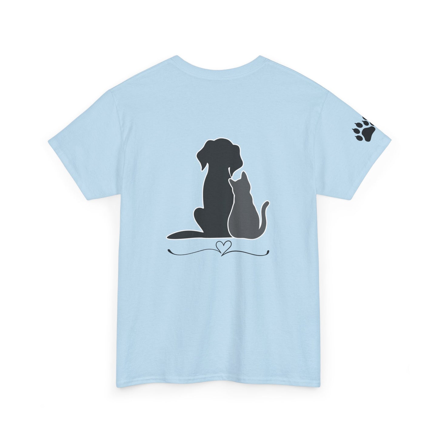 T-shirt for those who love their pets, dogs and cats 🐶🐱