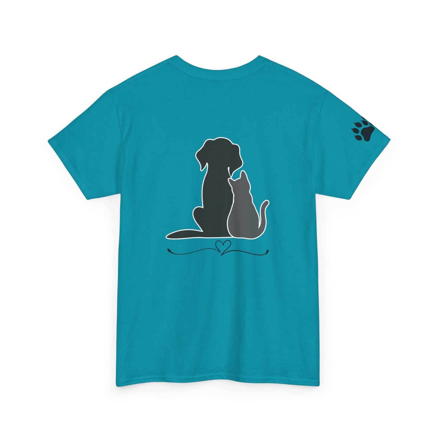 T-shirt for those who love their pets, dogs and cats 🐶🐱