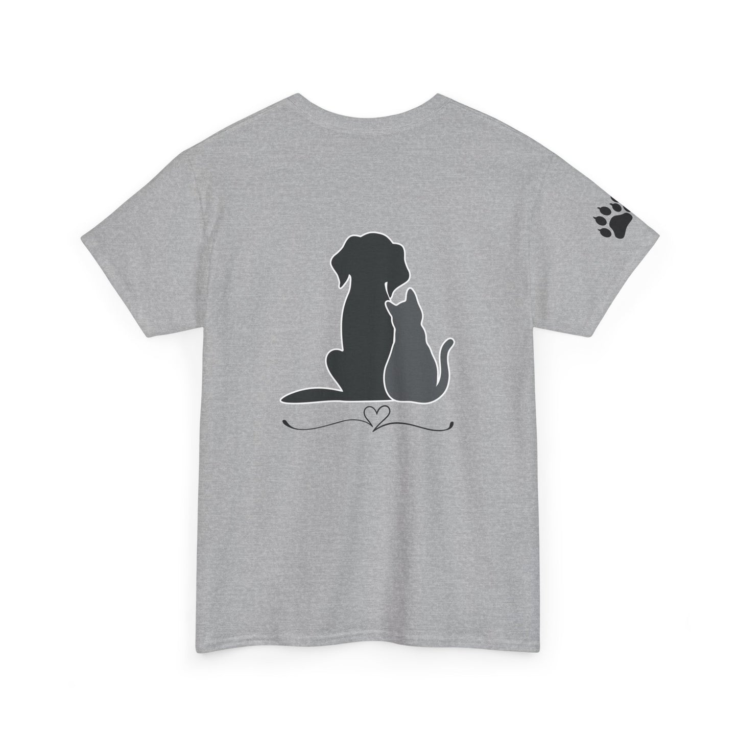 T-shirt for those who love their pets, dogs and cats 🐶🐱