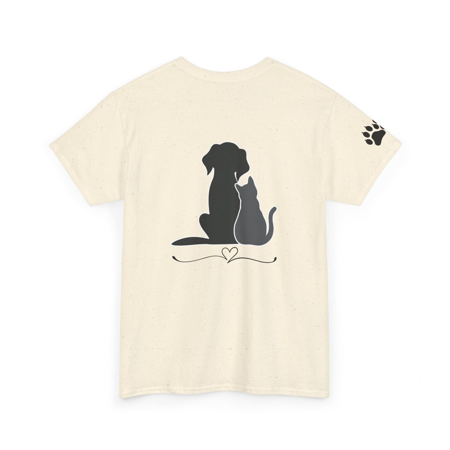 T-shirt for those who love their pets, dogs and cats 🐶🐱