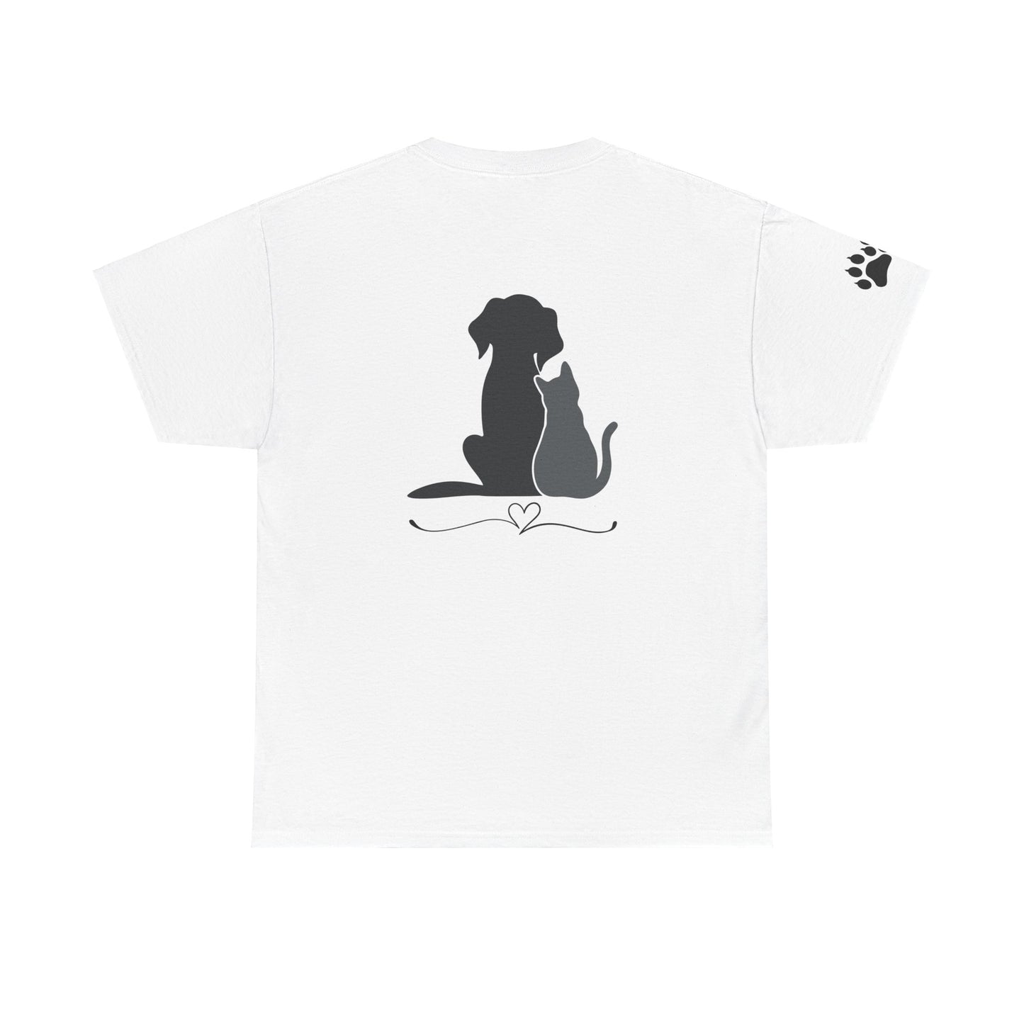 T-shirt for those who love their pets, dogs and cats 🐶🐱